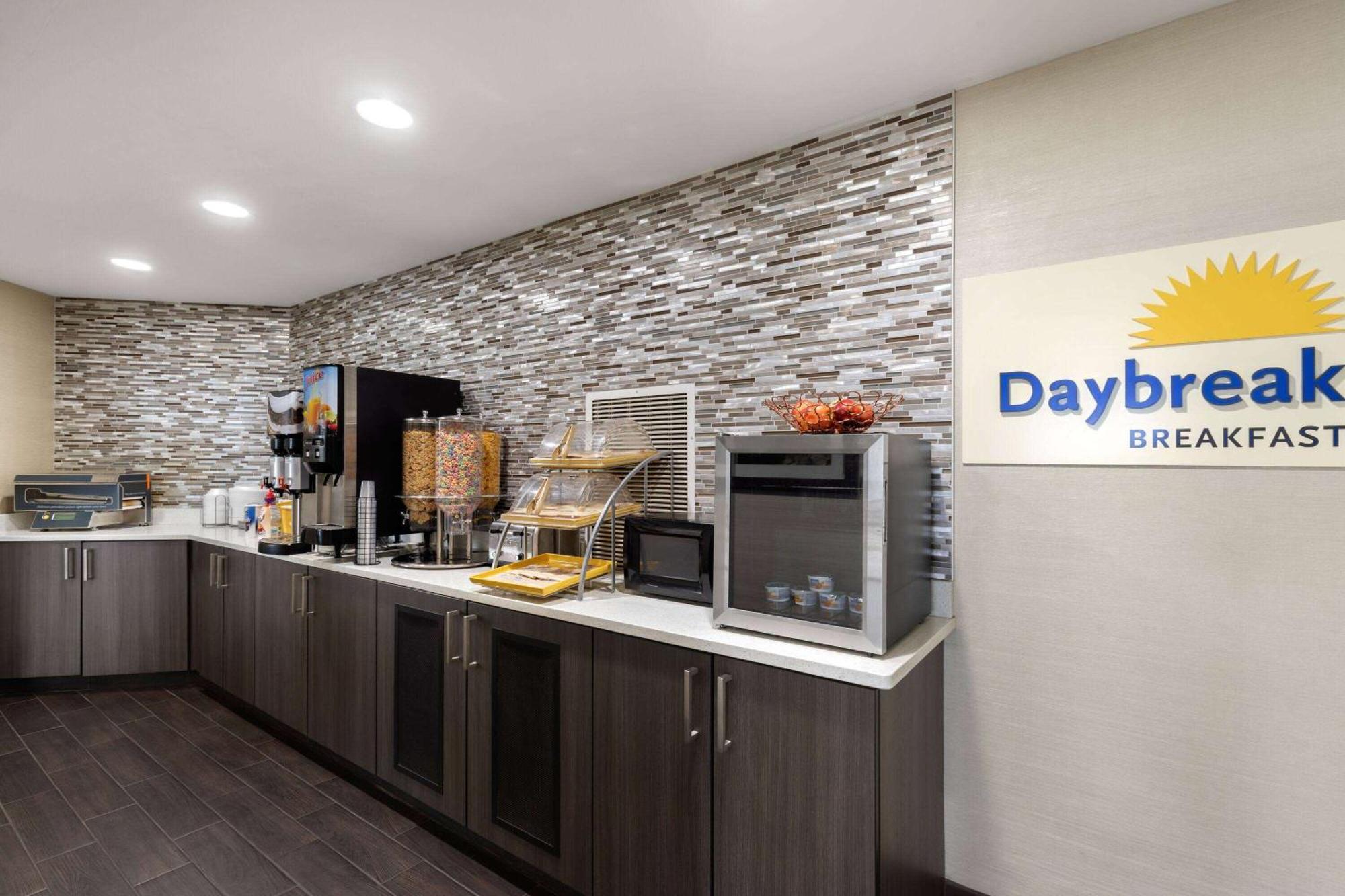 Days Inn By Wyndham Chattanooga Lookout Mountain West Exterior foto